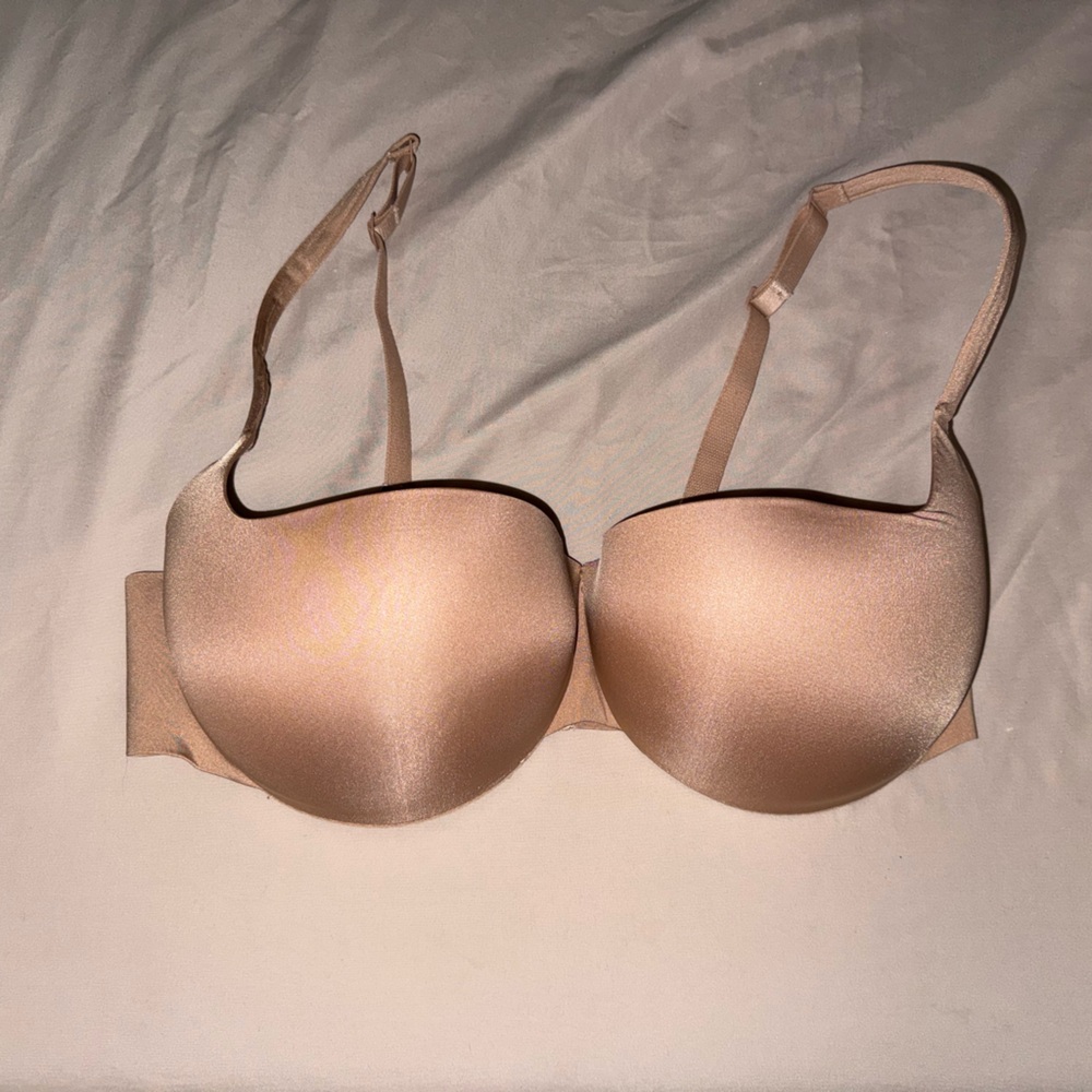 SKIMS Nude Seamless Bra